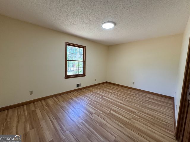 700 Ponderosa Court, Fayetteville, GA 30214