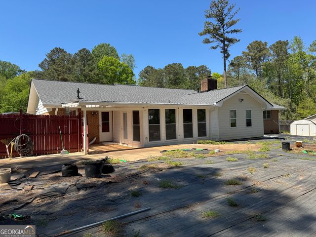 700 Ponderosa Court, Fayetteville, GA 30214