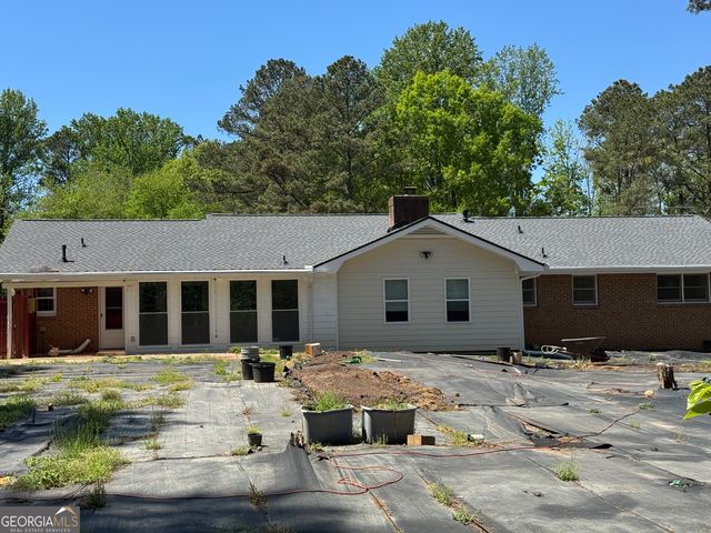 700 Ponderosa Court, Fayetteville, GA 30214