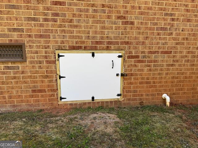 700 Ponderosa Court, Fayetteville, GA 30214