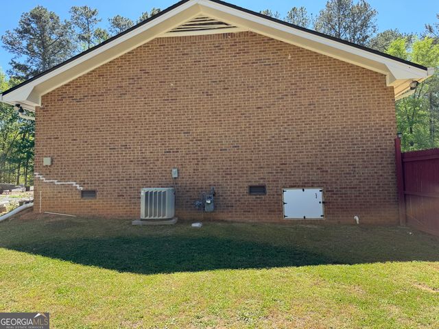 700 Ponderosa Court, Fayetteville, GA 30214