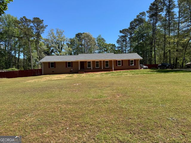 700 Ponderosa Court, Fayetteville, GA 30214