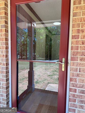 700 Ponderosa Court, Fayetteville, GA 30214