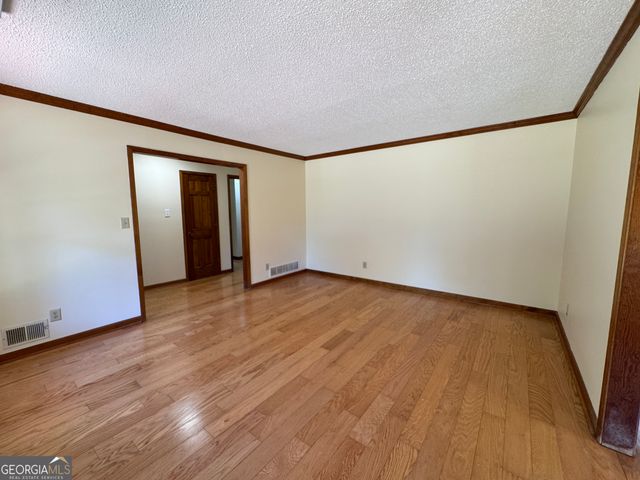 700 Ponderosa Court, Fayetteville, GA 30214