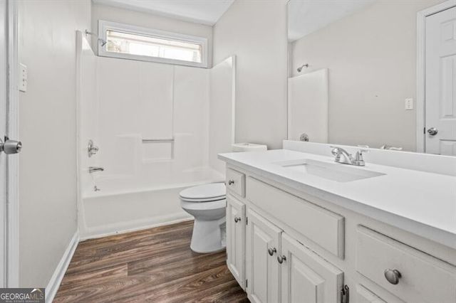 320 Saint Simons Cove, Lawrenceville, GA 30044