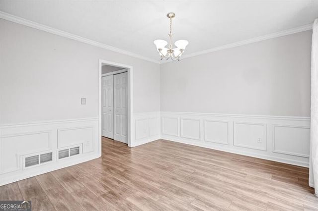 320 Saint Simons Cove, Lawrenceville, GA 30044