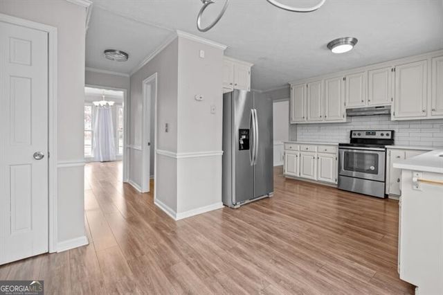 320 Saint Simons Cove, Lawrenceville, GA 30044