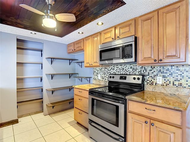 6391 CURTISS LANE, Spring Hill, FL 34608