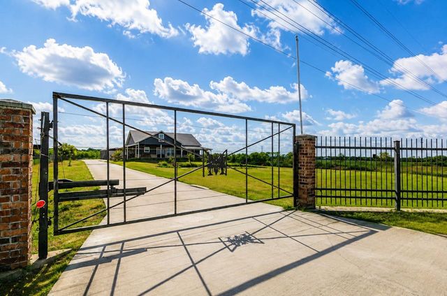 21902 Ramsey Road, Crosby, TX 77532