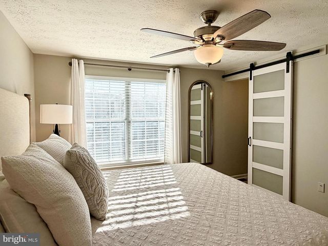 1011 NELSON CT NE, Leesburg, VA 20176