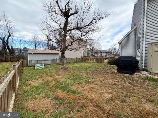 1011 NELSON CT NE, Leesburg, VA 20176