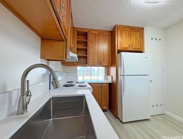 927 Prospect Street 202, Honolulu, HI 96822