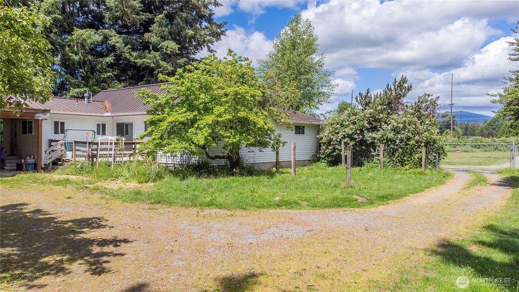 24498 Polte Road, Sedro Woolley, WA 98284