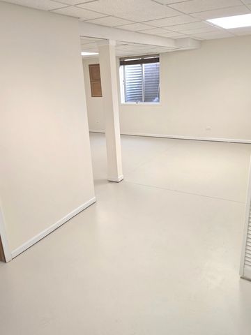 308 Windsor Court C, South Elgin, IL 60177