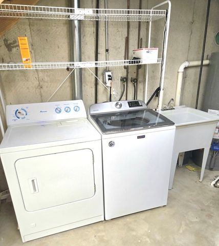 308 Windsor Court C, South Elgin, IL 60177