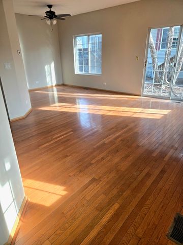 308 Windsor Court C, South Elgin, IL 60177