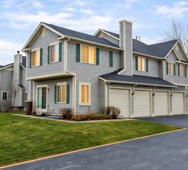 308 Windsor Court C, South Elgin, IL 60177
