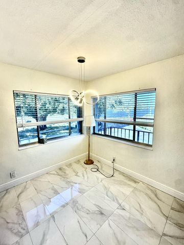 2440 Lake Osborne Drive 201, Lake Worth Beach, FL 33461