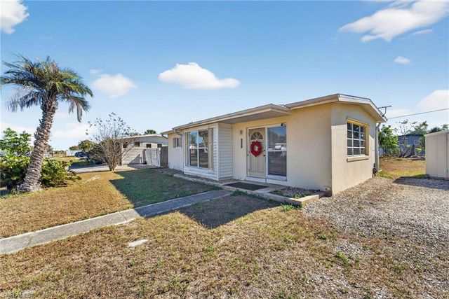 21035 Glendale AVE, Port Charlotte, FL 33952