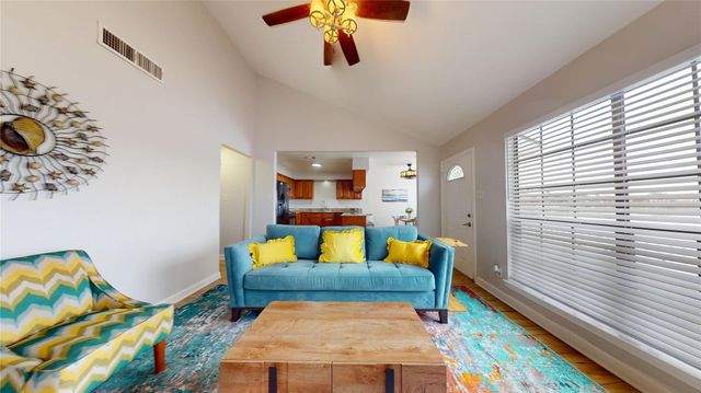 10429 Schaper Road, Galveston, TX 77554