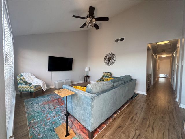 10429 Schaper Road, Galveston, TX 77554