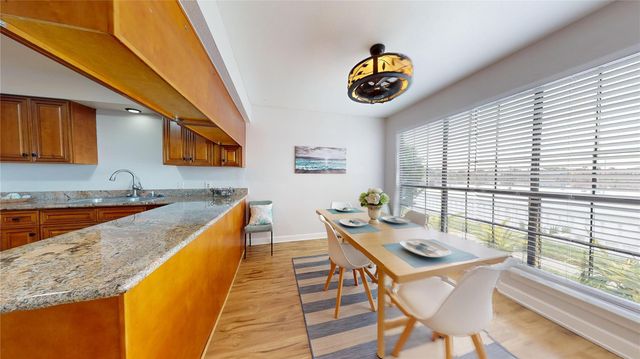 10429 Schaper Road, Galveston, TX 77554