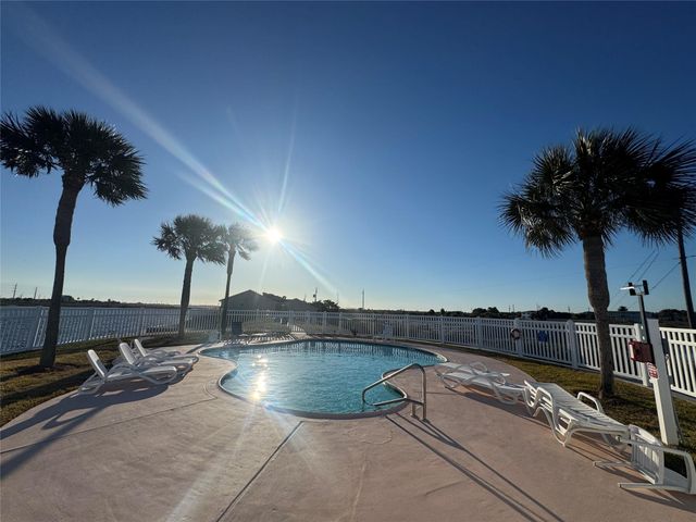 10429 Schaper Road, Galveston, TX 77554