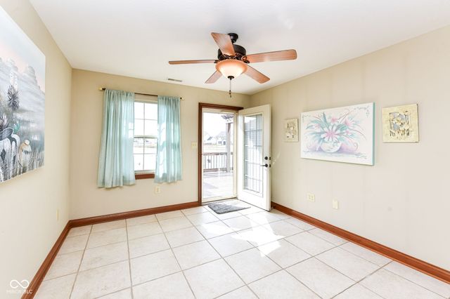 4739 W Harrisburg Court, New Palestine, IN 46163