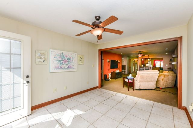 4739 W Harrisburg Court, New Palestine, IN 46163