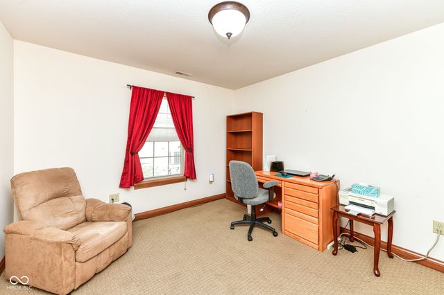 4739 W Harrisburg Court, New Palestine, IN 46163