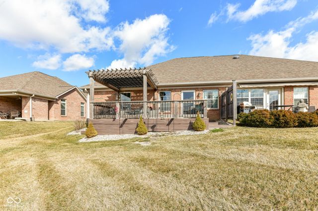 4739 W Harrisburg Court, New Palestine, IN 46163