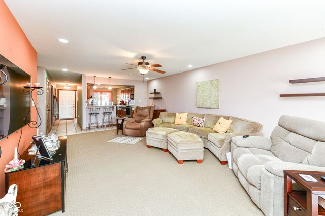 4739 W Harrisburg Court, New Palestine, IN 46163