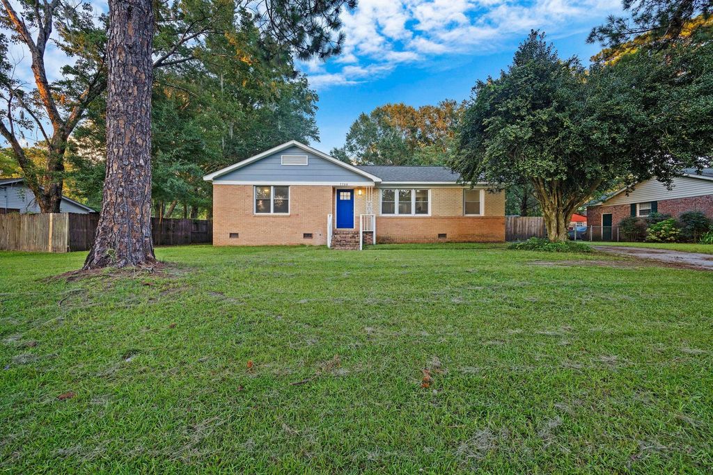 7708 Peppercorn Lane, North Charleston, SC 29420