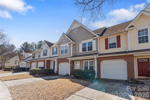 11138 Saintsbury Place, Charlotte, NC 28270