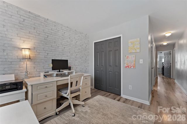 11138 Saintsbury Place, Charlotte, NC 28270