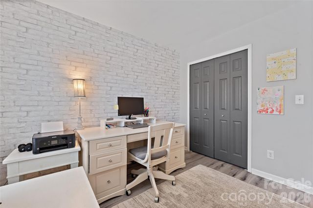 11138 Saintsbury Place, Charlotte, NC 28270