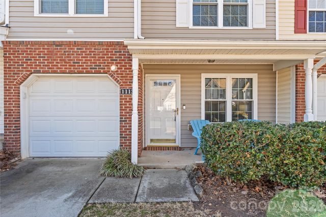 11138 Saintsbury Place, Charlotte, NC 28270