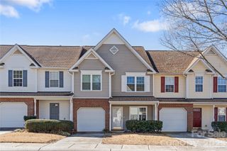 11138 Saintsbury Place, Charlotte, NC 28270