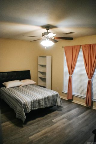 2660 Clayburne Dr, Jonesboro, AR 72405