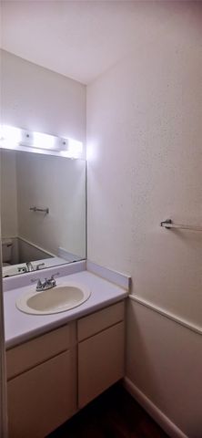 8313 Augustine Drive B, Houston, TX 77036