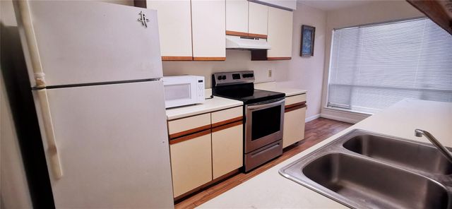 8313 Augustine Drive B, Houston, TX 77036