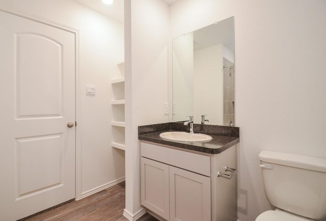 5778 Hampton Valley Dr, Houston, TX 77373