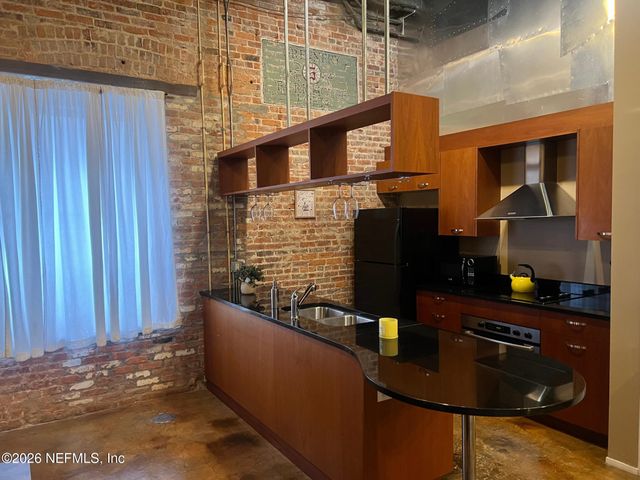 1050 HENDRICKS Avenue 103, Jacksonville, FL 32207