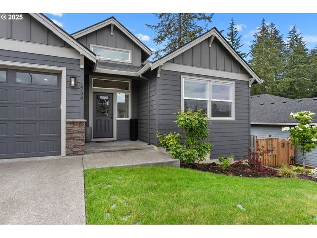 1734 Ne CASCADIA RIDGE Dr, Estacada, OR 97023
