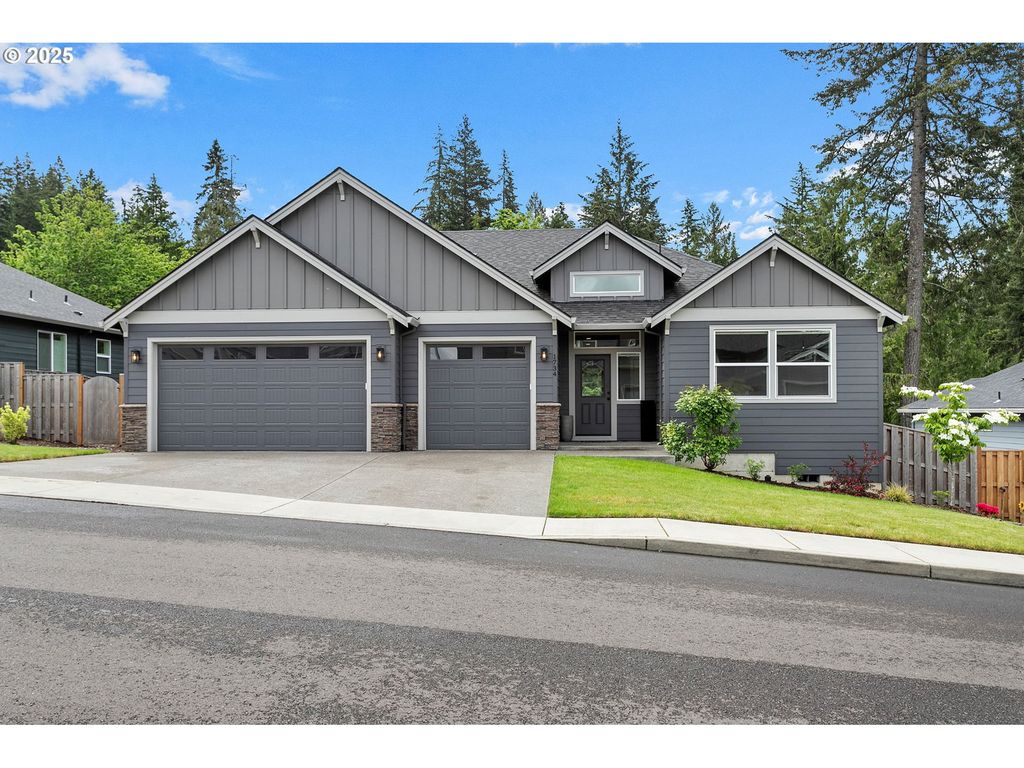 1734 Ne CASCADIA RIDGE Dr, Estacada, OR 97023