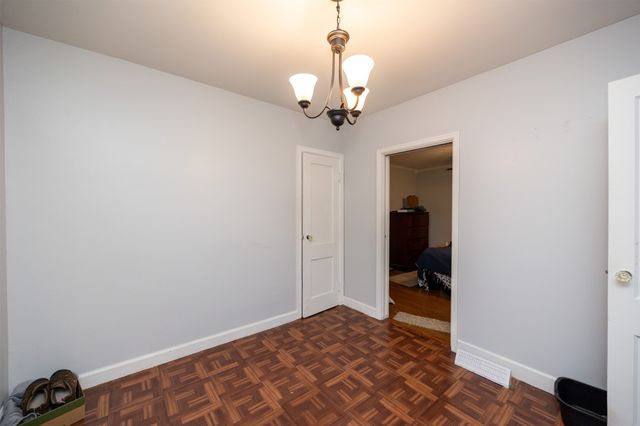 3814 67th Street, Urbandale, IA 50322