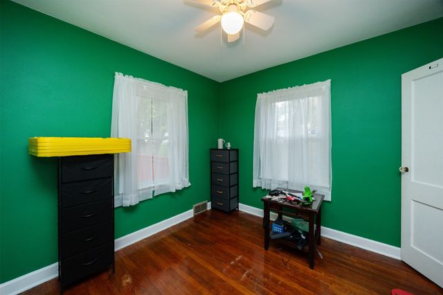 3814 67th Street, Urbandale, IA 50322