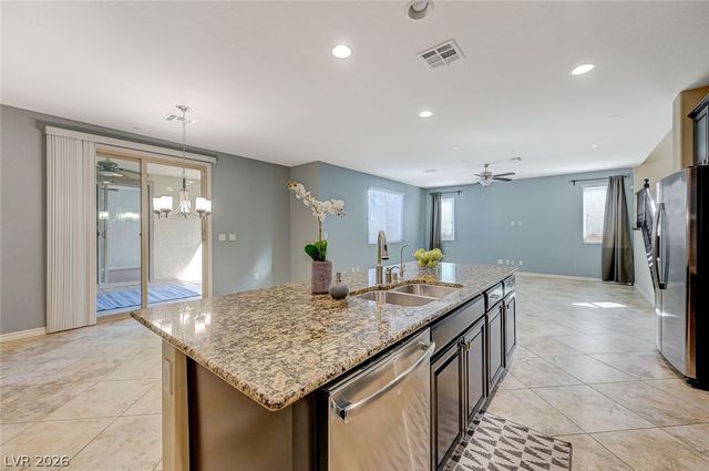 2894 Shining Sun Way, Henderson, NV 89052