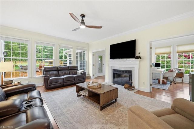 1167 Charleston Drive, Winston-salem, NC 27107
