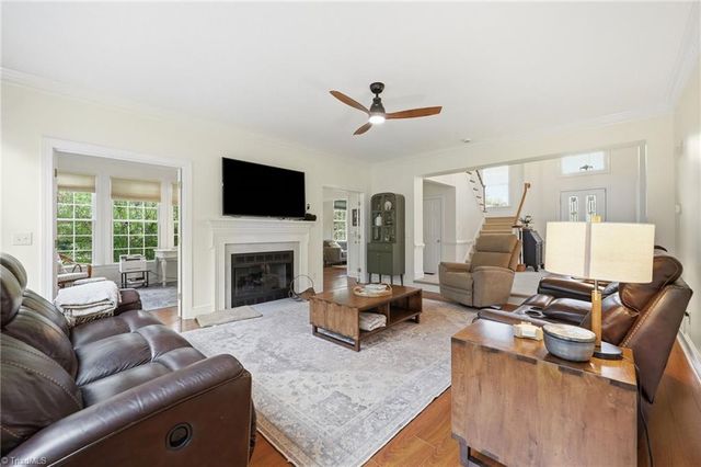 1167 Charleston Drive, Winston-salem, NC 27107